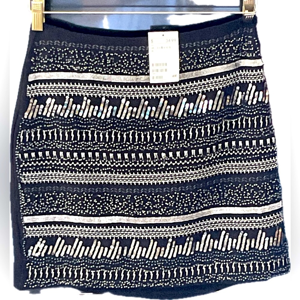 NWT Vintage Black with Sparkling Silver Sequins /Beads /Thread mini skirt